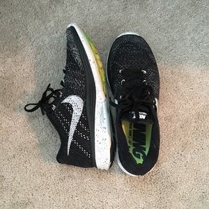 Nike Flyknit Lunar 3